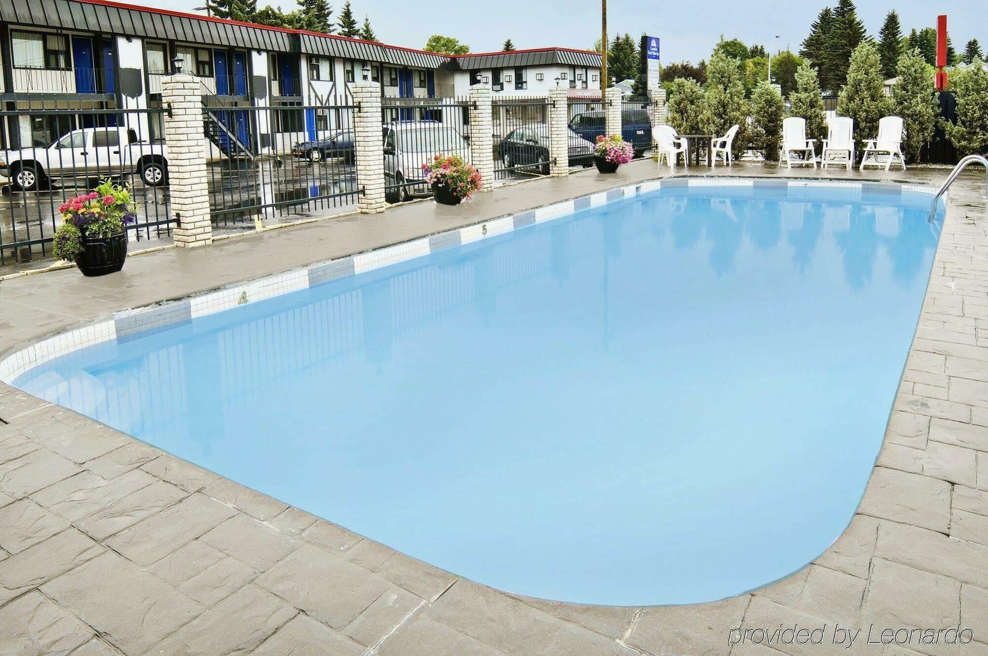 Canadas Best Value Inn YYC Einrichtungen foto